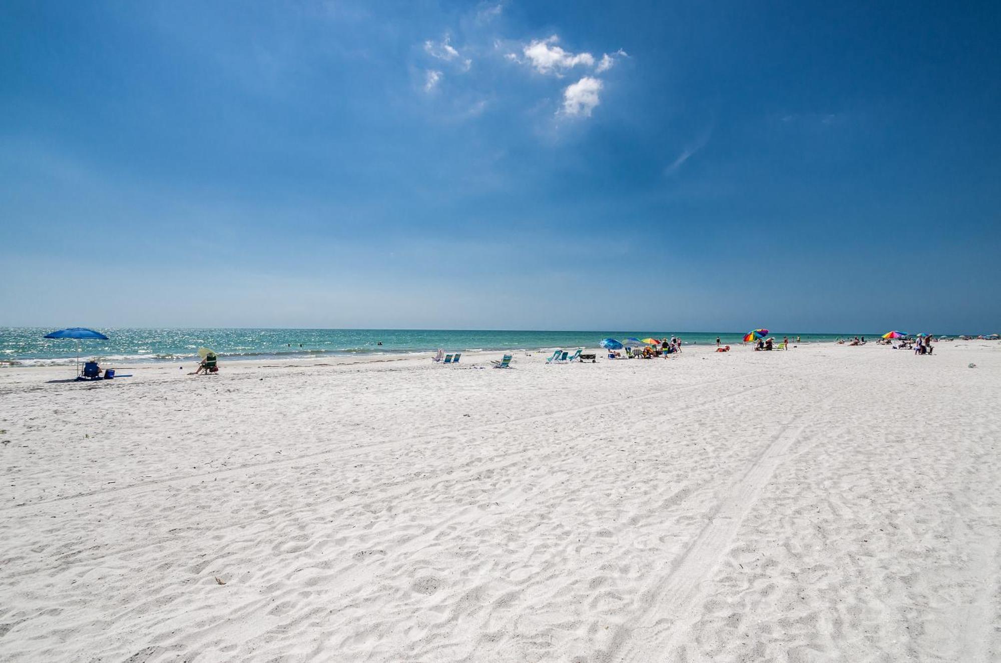 The Rose Aparthotel Clearwater Beach Exterior photo