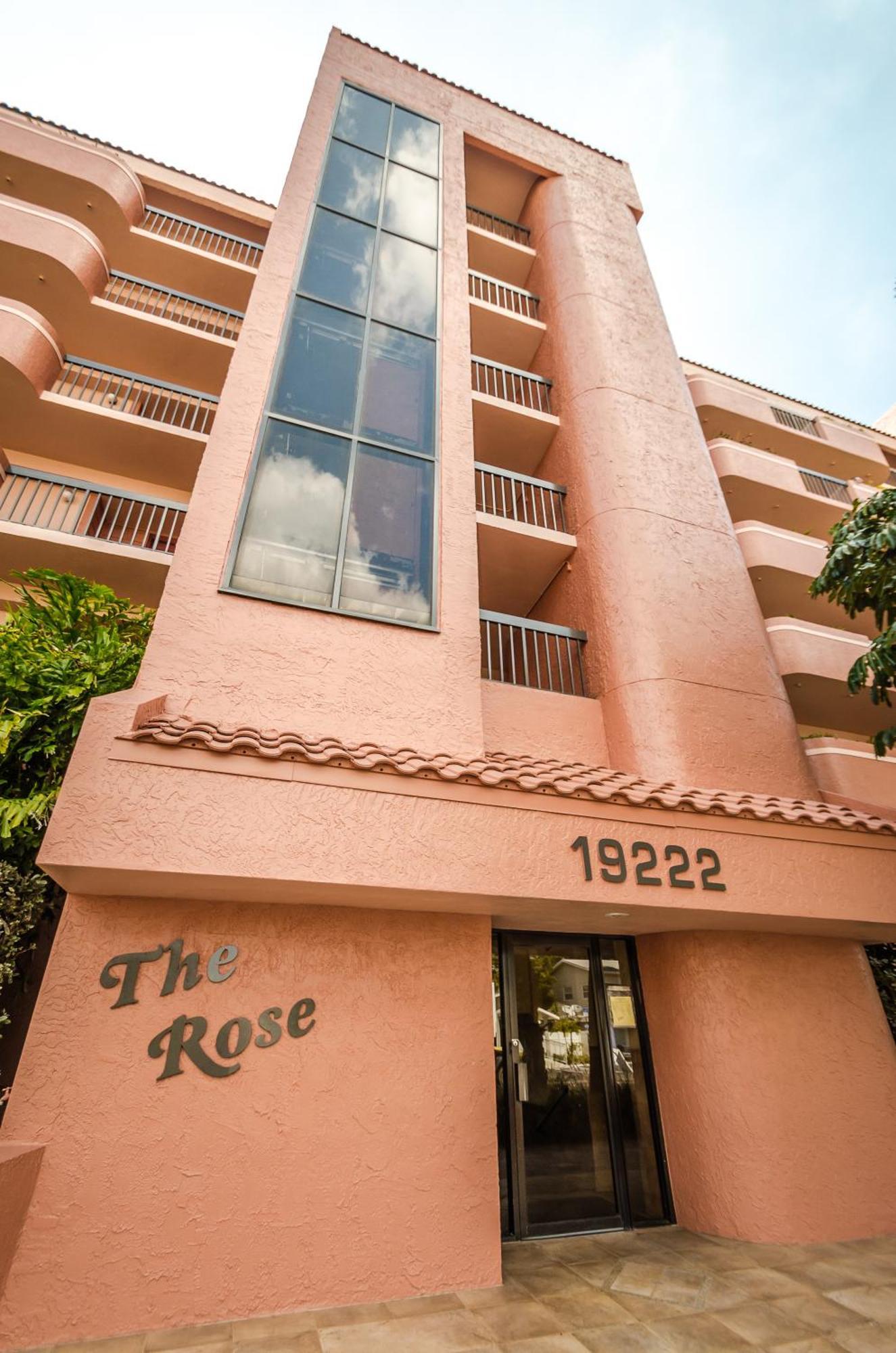 The Rose Aparthotel Clearwater Beach Exterior photo